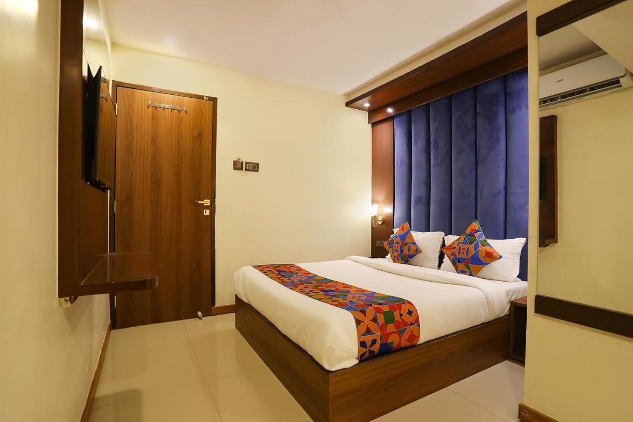 Hotel Rio Mumbai Kültér fotó